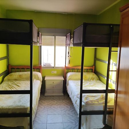 Apartamento En Playa De Gandia Exteriör bild